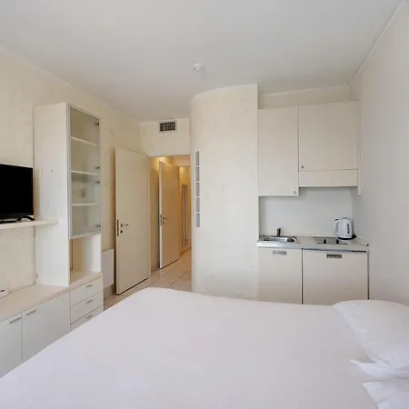 Modus Vivendi 406 アパートホテル サンレモ